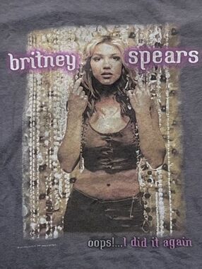 Britney Spears Preowned Small T-shirt
